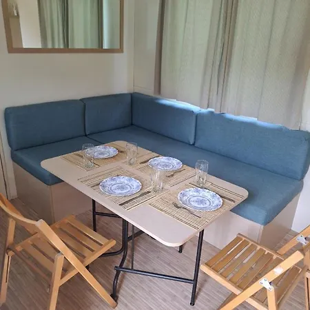 Borostyan Pihenopark Apartment Mende